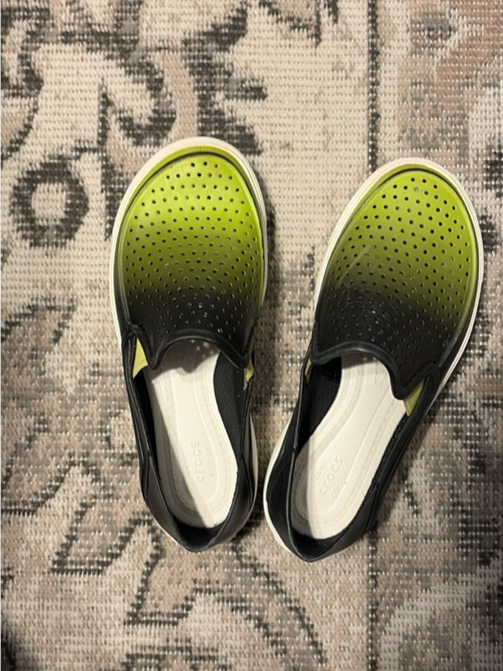 Crocs Boys Slip-On Perforated Sneakers - Green/Black